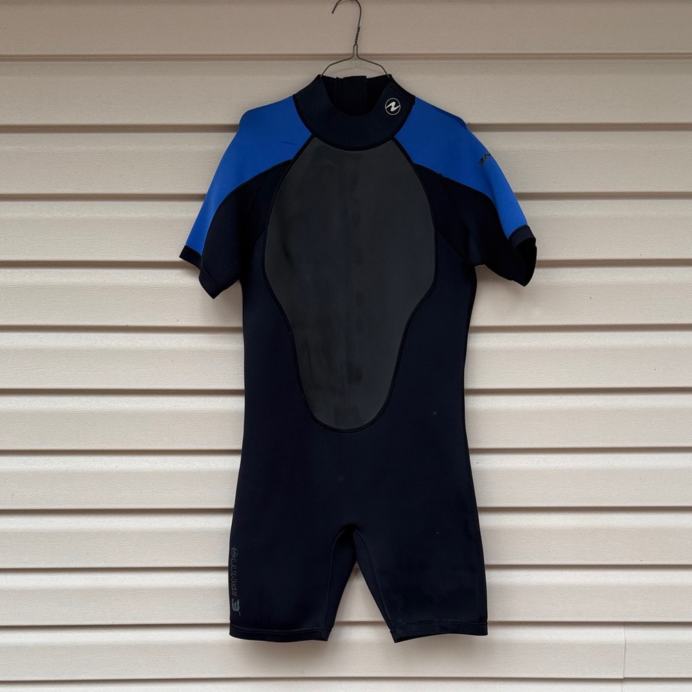 Kids Short Sleeve Wet Suit in Blue and Black